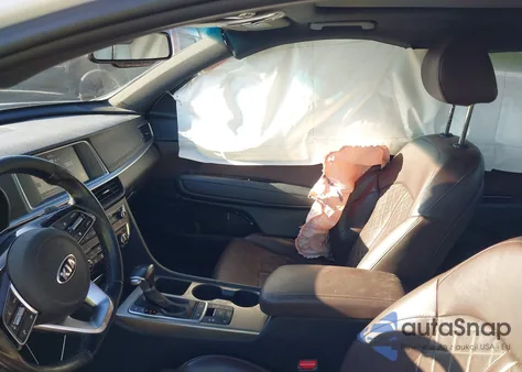 2019 Kia Optima Sx Turbo z USA, uszkodzony, nr VIN 5XXGV4L26KG303256